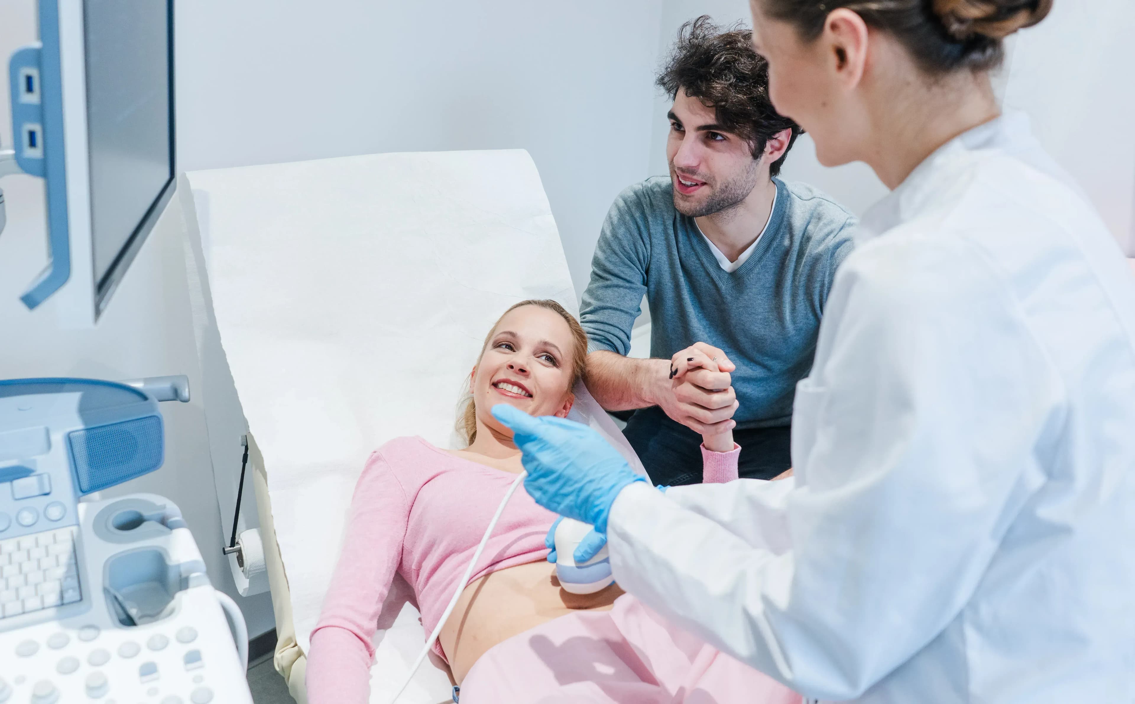 Eileiterdiagnostik in Aalen – Wann sollte man die Eileiterdurchgängigkeit testen lassen?